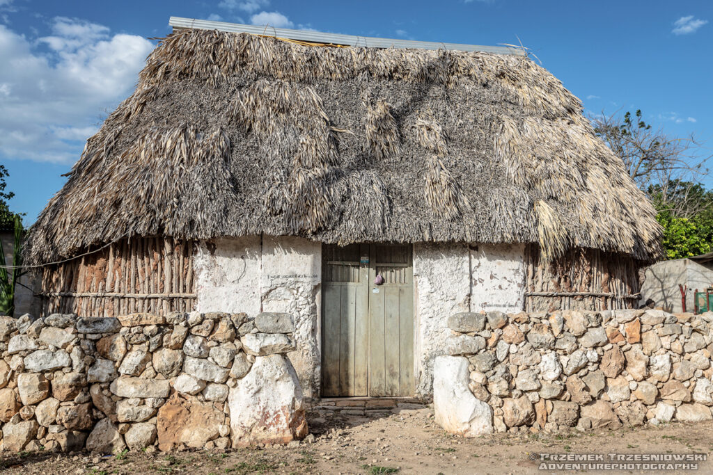 Maya cottage dom o tradycyjnej konstrukcji