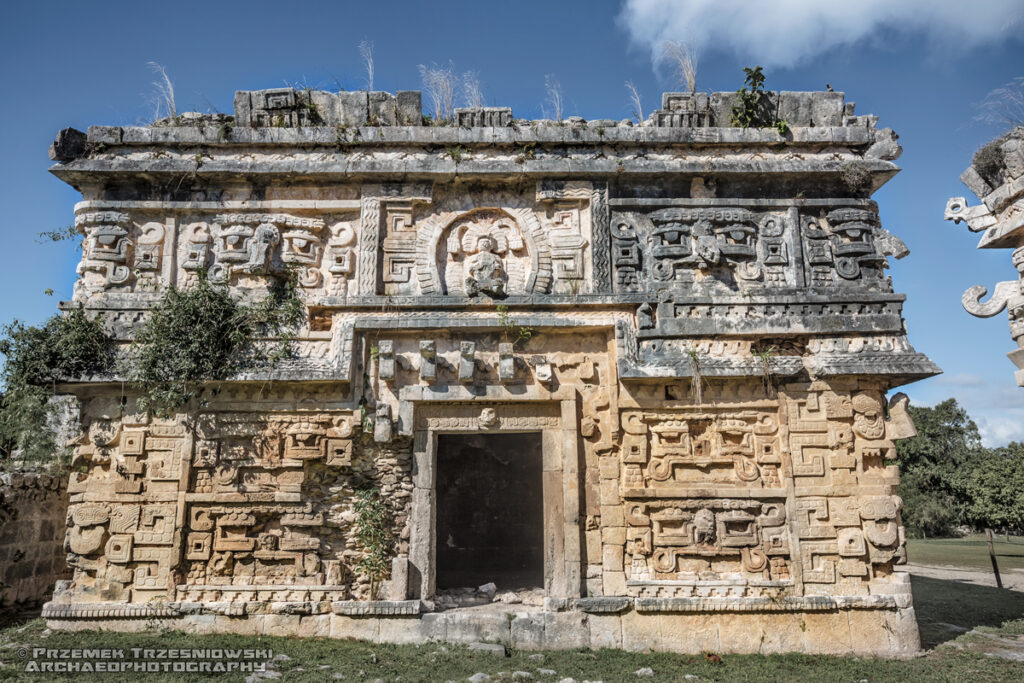 chichen itza las monjas chenes jukatan meksyk ruiny
