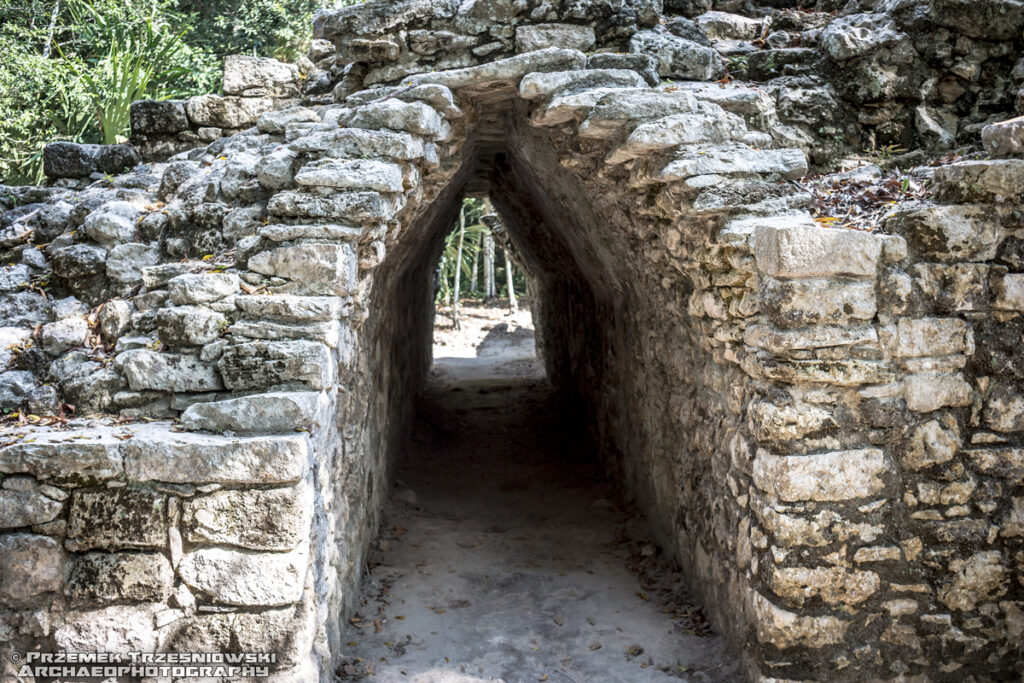 coba meksyk maya mexico yucatan jukatan sklepienie kroksztynowe corbeled vault