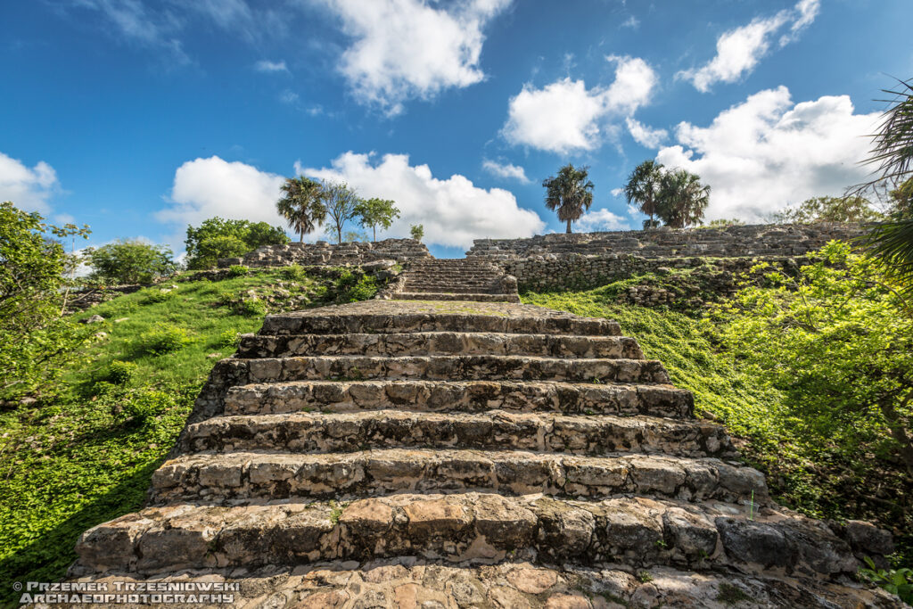 izamal piramida maya majów meksyk jukatan mexico kinich kak mo