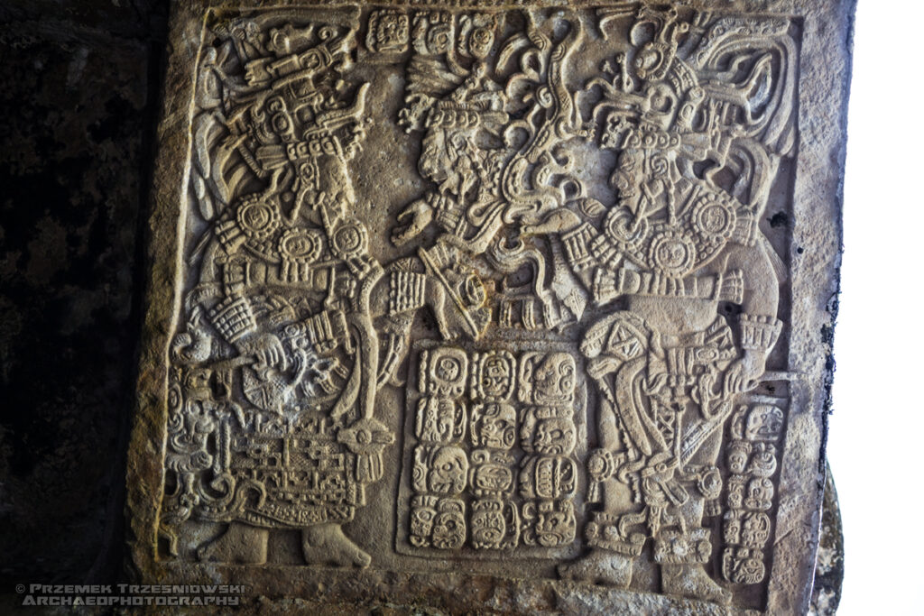yaxchilan meksyk chiapas usumacinta panel glyphs glify mexico maya