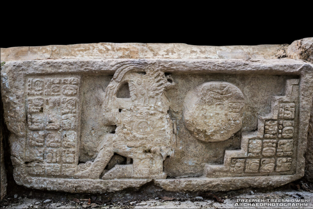 yaxchilan meksyk chiapas usumacinta panel glyphs glify mexico maya pitz pok-ta-pok ballgame pelota