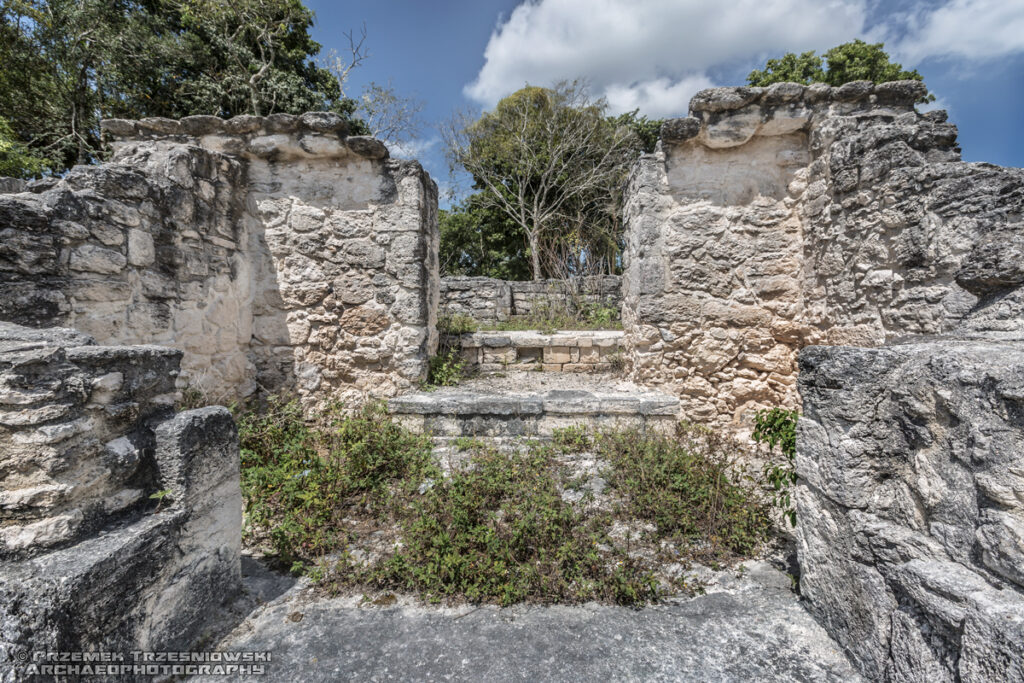 xpuhil kitam xpujil campeche mexico meksyk jukatan yucatan stanowisko archeologiczne archaeological site