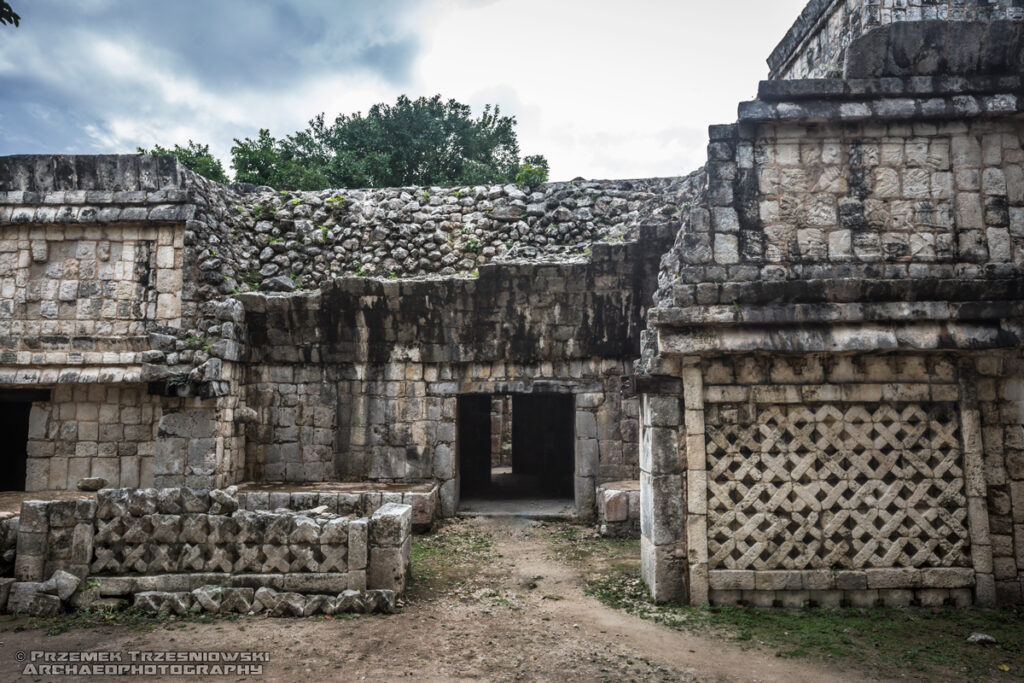 Chichen Viejo Itza Meksyk Jukatan Maya Puuc House Phalluses Palacio Falos