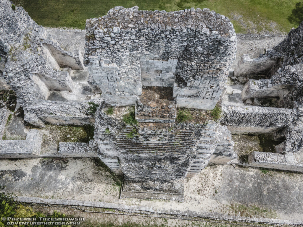 xpuhil meksyk campeche xpujil palac trzech wiez stanowisko archeologiczne mexico jukatan yucatan