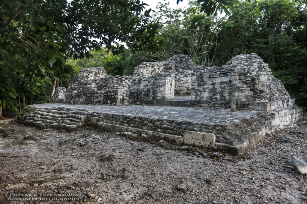 xpuhil meksyk campeche xpujil stanowisko archeologiczne mexico jukatan yucatan struktura III