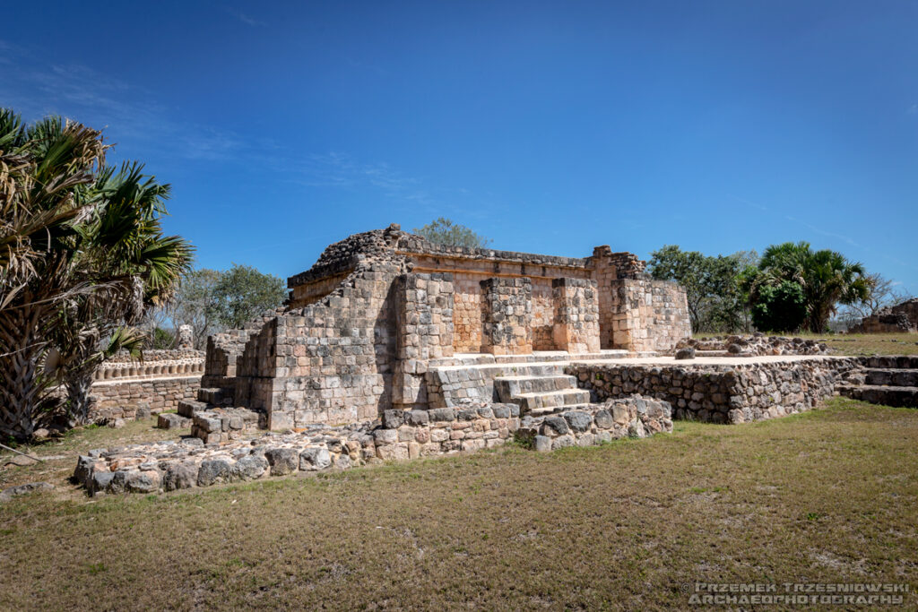 Oxkintok Maya ruiny Majów Jukatan Meksyk Puuc Hills Wzgórza