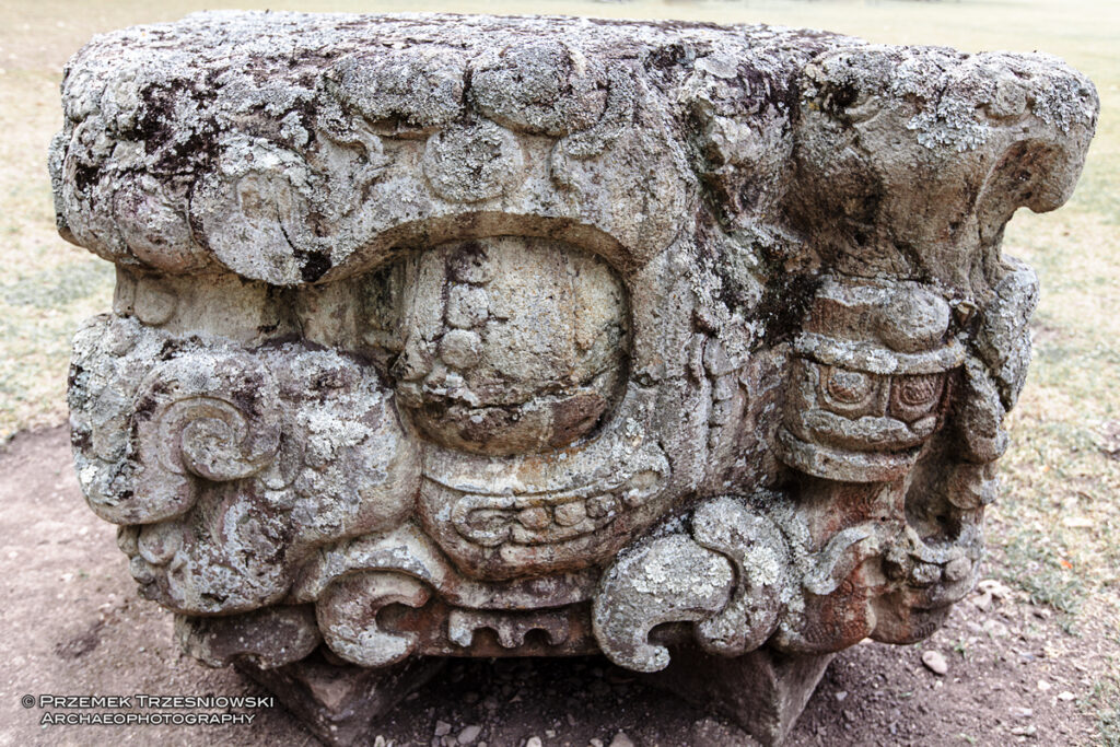 Copan ruiny Majów Maya ruins Honduras zoomorph altair zoomorficzny ołtarz