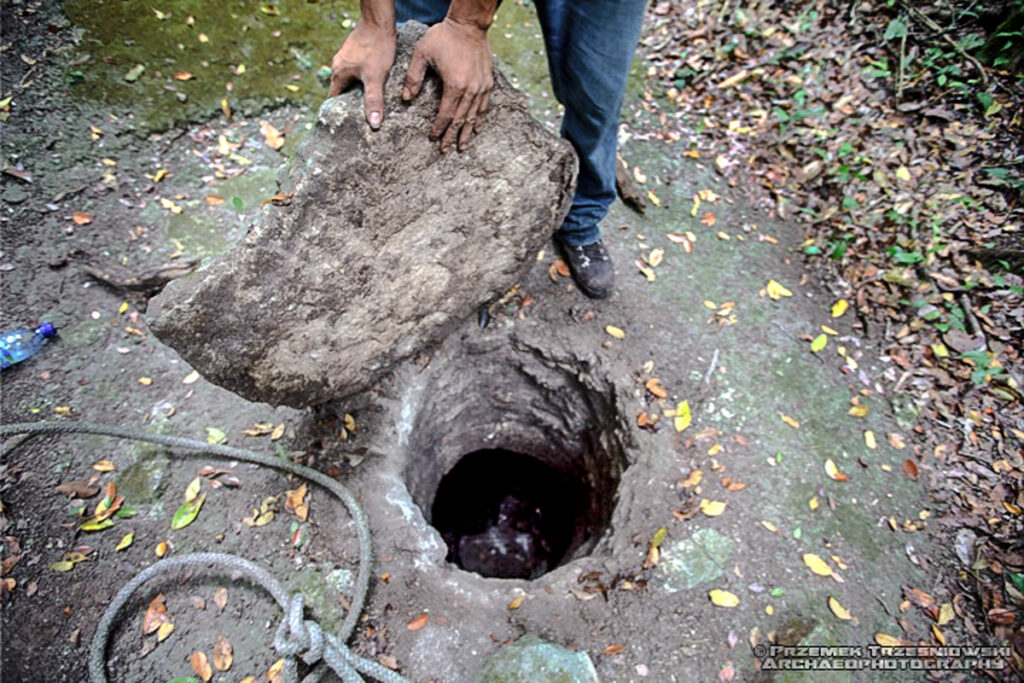 chultun czultun Nakbe El Mirador Gwatemala Guatemala 2012