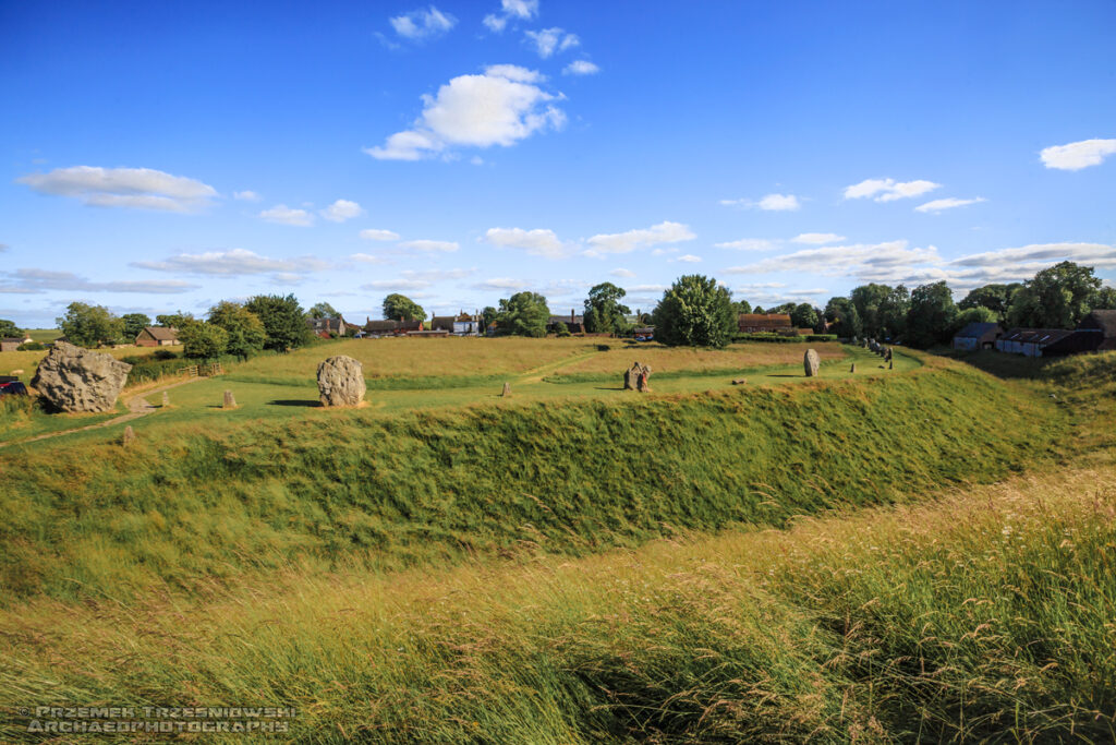 avebury cromlech menhir kamienny krag brytania anglia wiltshire