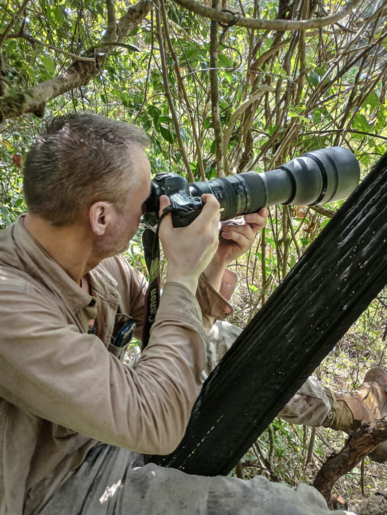 Przemek Trzesniowski archeolog fotograf przyrody naturalista ornitolog Rio Bec Campeche Meksyk