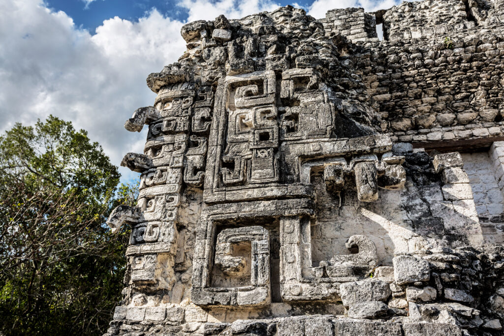 chicanna chenes structure xx portal zoomorficzny zoomorphic portal maya ruins mexico meksyk ruiny majów