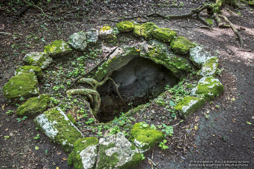 Chicanna Rio Bec chultun czultun sascabera