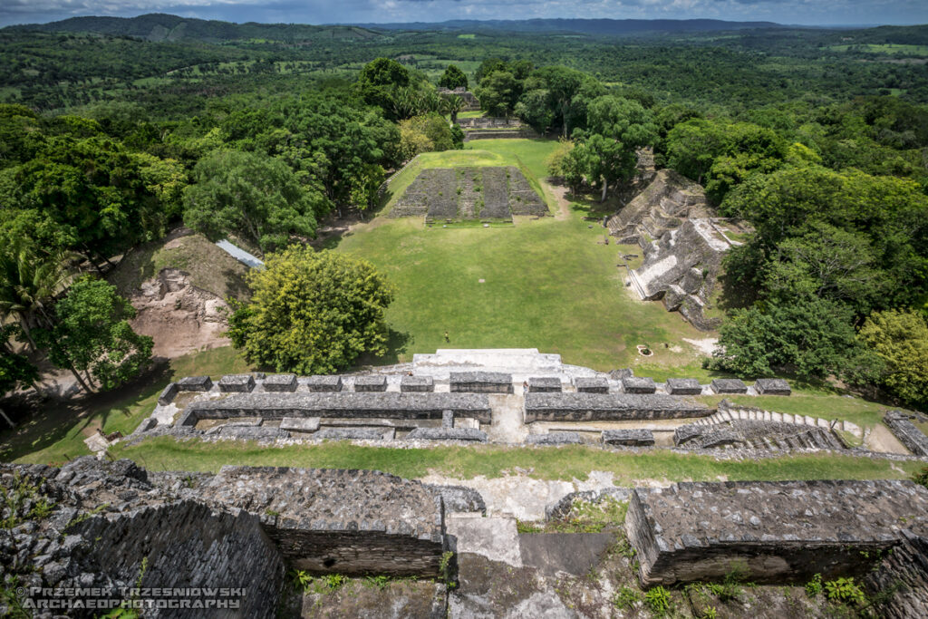 xunantunich belize ruiny majów maya ruins piramida pyramid