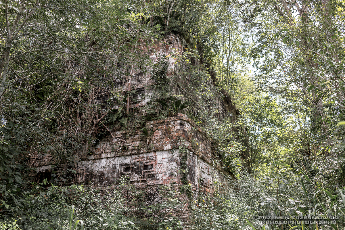 Ramonal Rio Bec Campeche Meksyk Mexico Maya ruins ruiny ruinas