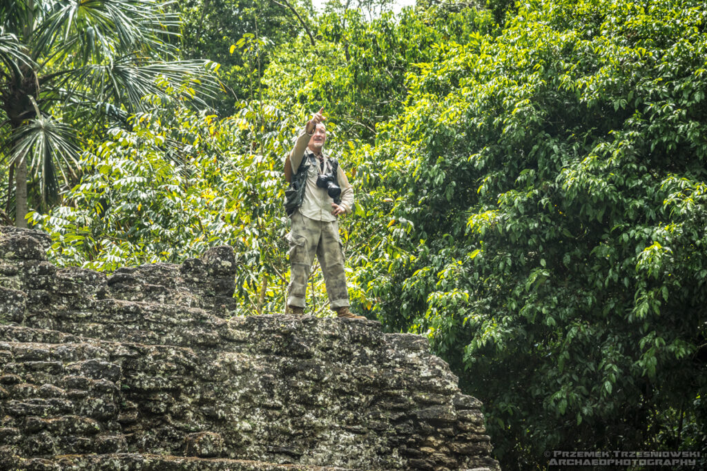 przemek trześniowski archeolog tikal gwatemala grupa g