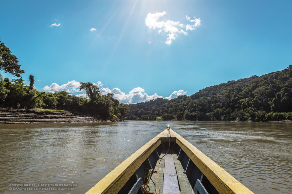 Rio Usumacinta archeowyprawy wyprawy Yaxchilan Chiapas Meksyk Mexico łódź boat łódka