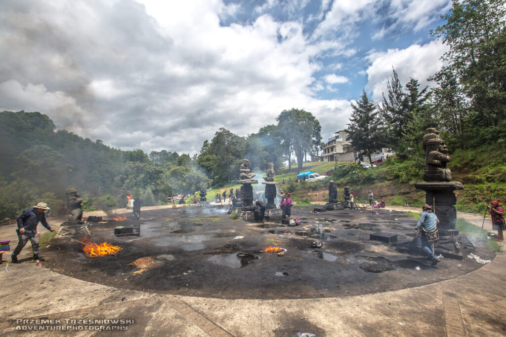 Chichicastenango Quiche K’iche’ Kicze Maya Majowie Gwatemala