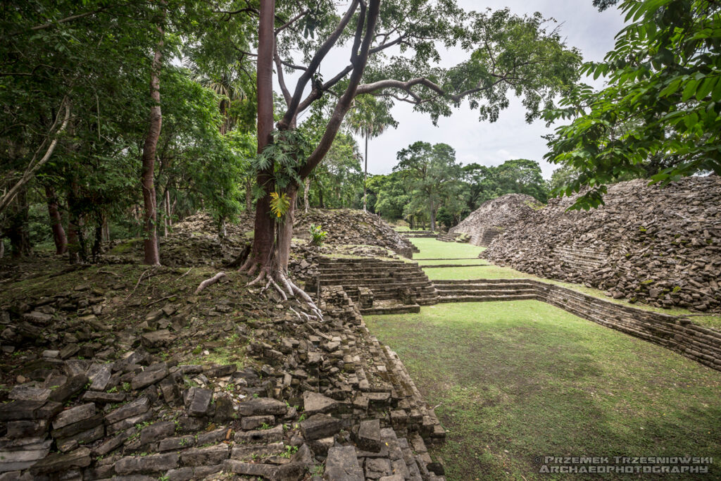 lubaantun belize maya ruins ruiny majow toledo piramida piramidy