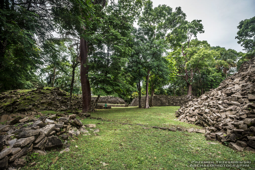 lubaantun belize maya ruins ruiny majow toledo piramida piramidy