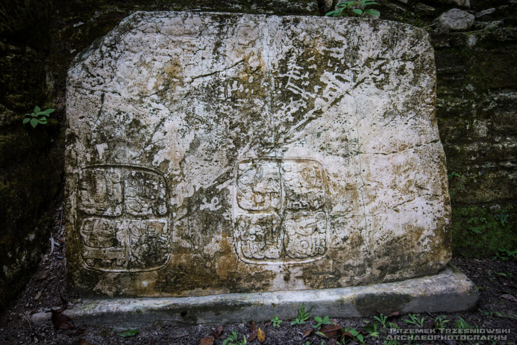 xunantunich belize ruiny majów maya ruins panel 3