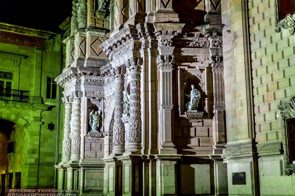churrigueresque, churrigueryzm, ultrabarok, meksyk, mexico, san luis potosi, kolumny salomonowe, solomon columns