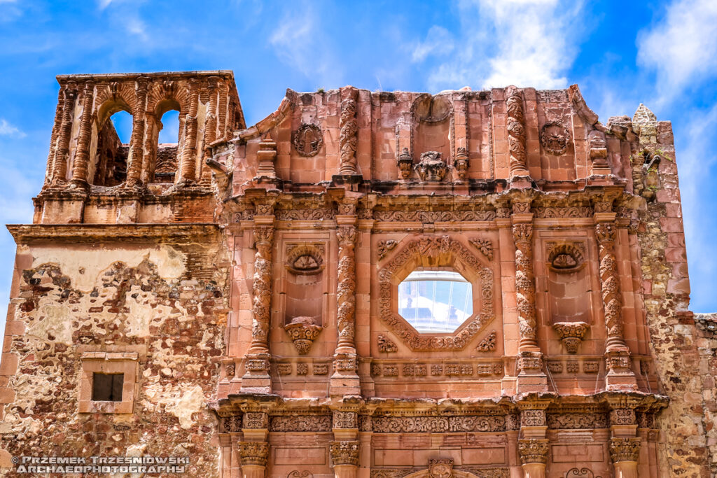 kolumny salomonowe ultrabarok churrigueresque churrigueryzm ex convento san francisco zactecas mexico meksyk