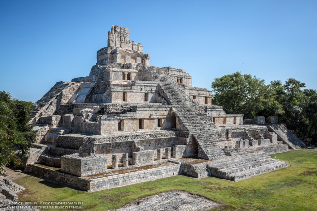 edzna piramida meksyk campeche ruiny majów maya ruins mexico