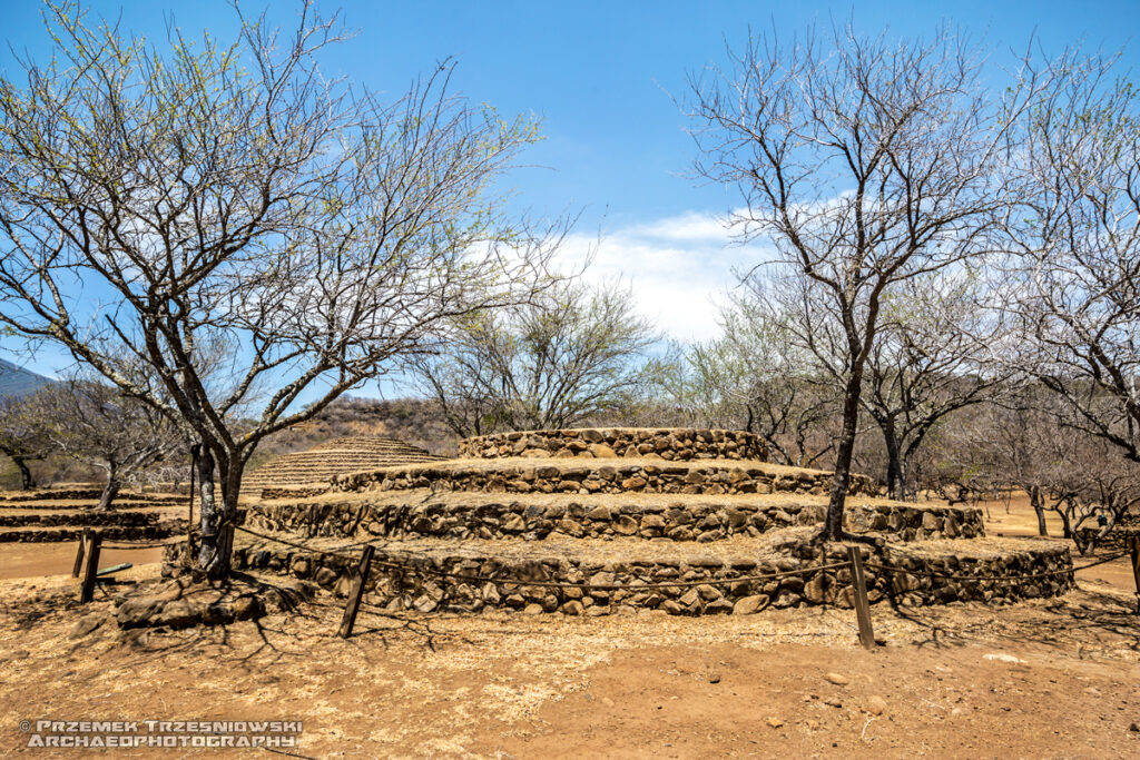 piramida azquelito teuchitlan guachimontones meksyk mexico mezoameryka mesoamerica ruins ruiny ruinas jalisco