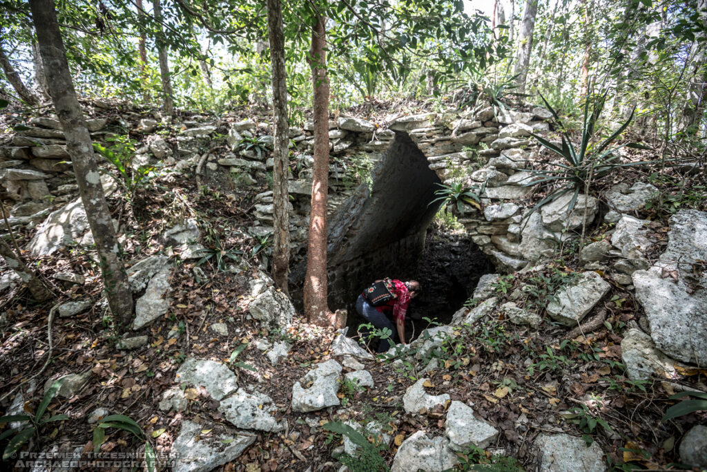 kukikan meksyk sklepienie kroksztynowe jukatan ruiny majów architektura corbeled vault maya ruins architecture yucatan