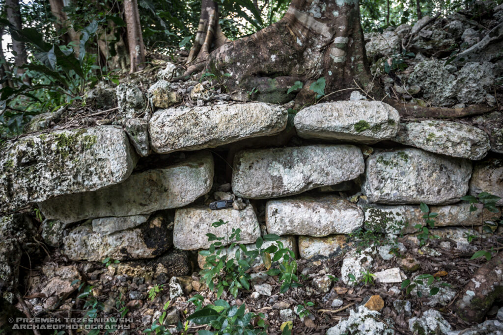 naranjal meksyk jukatan megalityczne stanowisko archeologiczne piramidy majów maya pyramids megalithic
