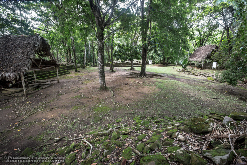 nim li punit belize maya ruins ruiny majow toledo akropol acropolis southern group