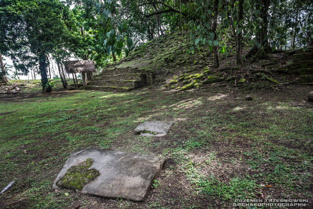 nim li punit belize maya ruins ruiny majow toledo piramida piramidy stela